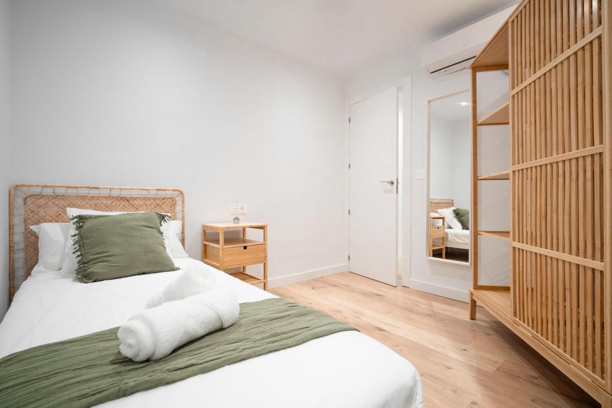 Ronda Suites Junto Estacion Tren Y Hospitales Granada Esterno foto