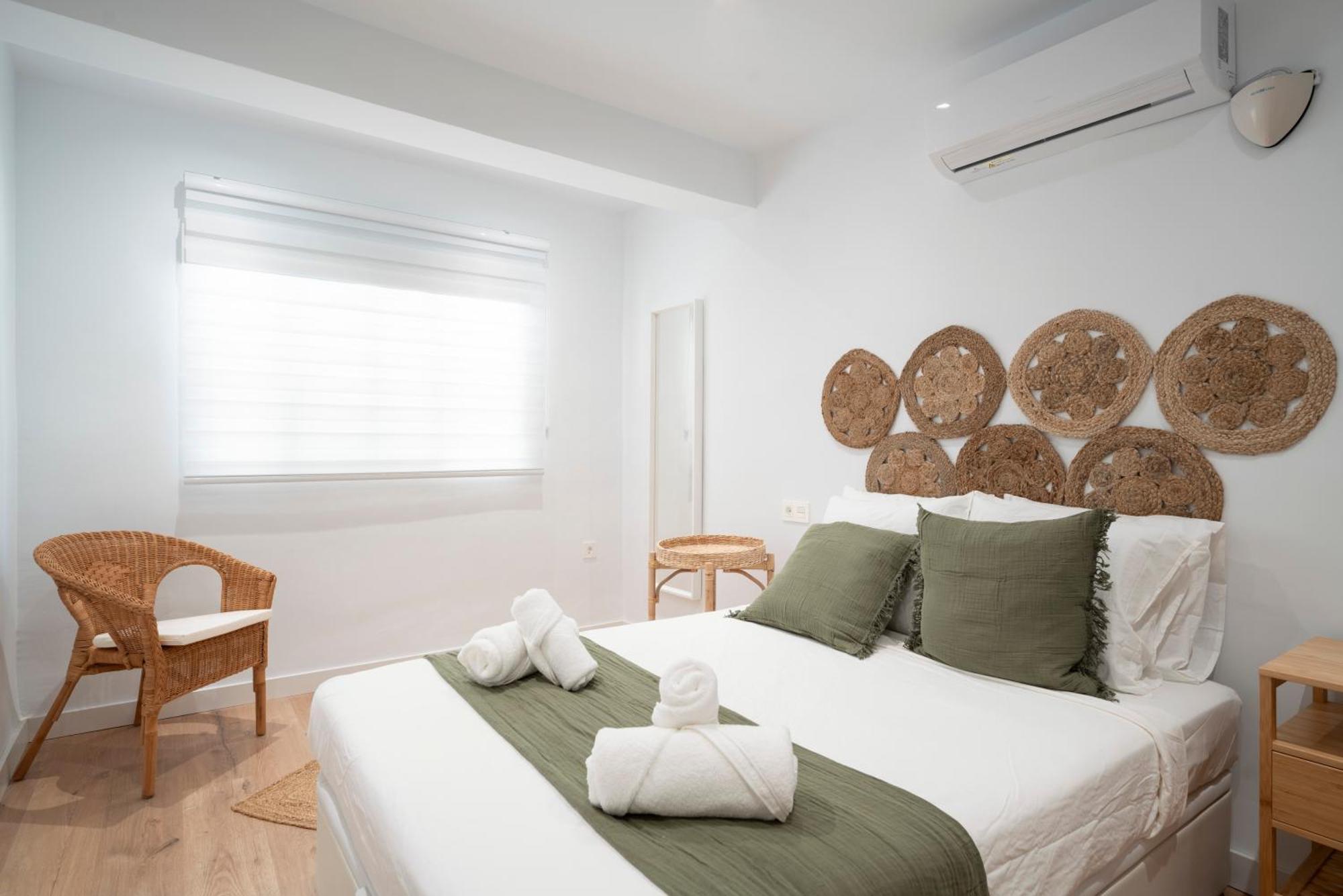 Ronda Suites Junto Estacion Tren Y Hospitales Granada Esterno foto